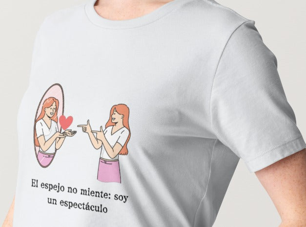 Camiseta Mujer “Soy un Espectáculo” — Frase Divertida para las que Brillan